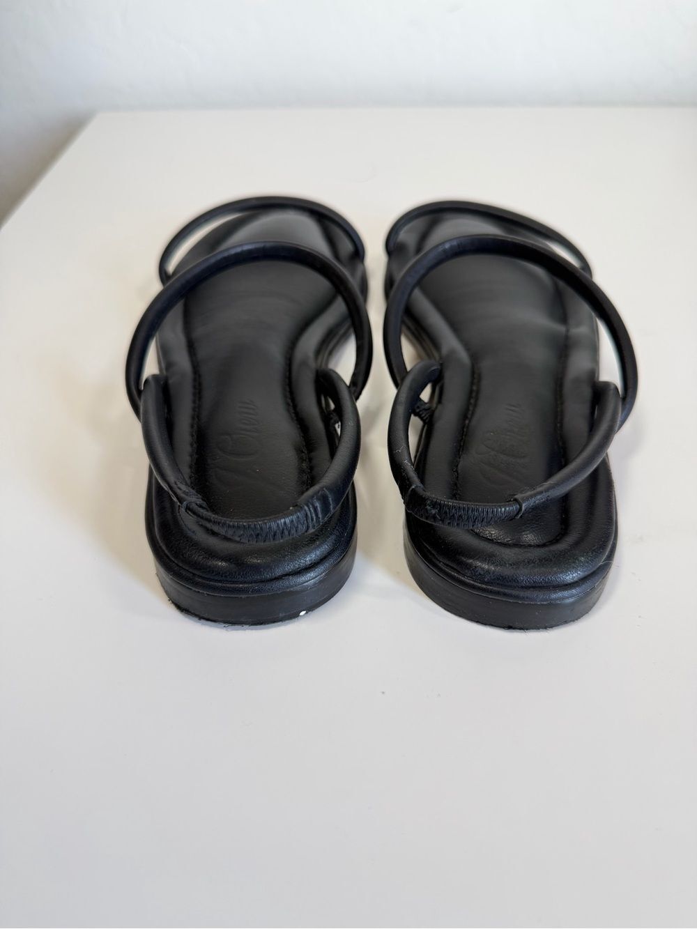 J.Crew Black Leather Tubular Strappy Slingback Flat Sandals Size 9 - Picture 3 of 4